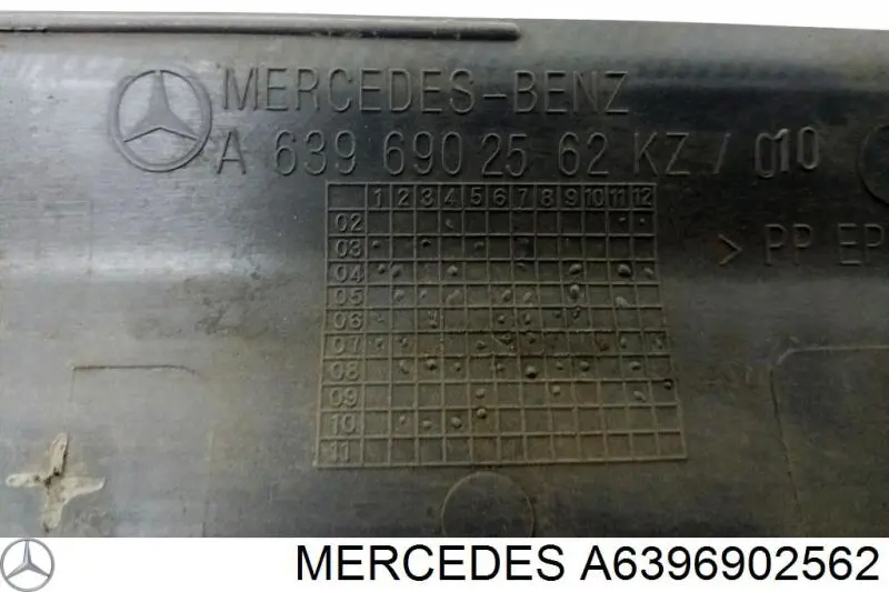 Купити A6396902562 Mercedes Накладка заднього лівого крила