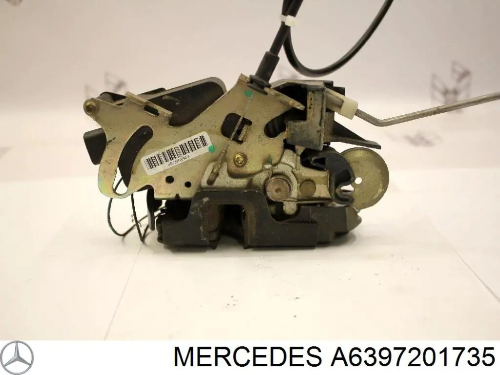 Замок передніх пасажирських дверей Mercedes A6397201735 ціна, від 28.15 USD