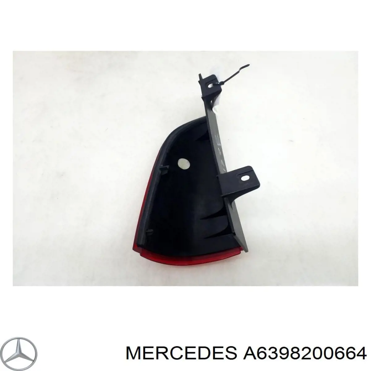 Купити A6398200664 Mercedes Ліхтар задній правий, верхній