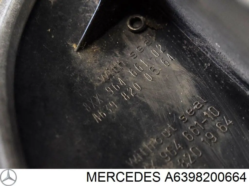 Ліхтар задній правий, верхній Mercedes A6398200664 ціна, від 9.84 USD