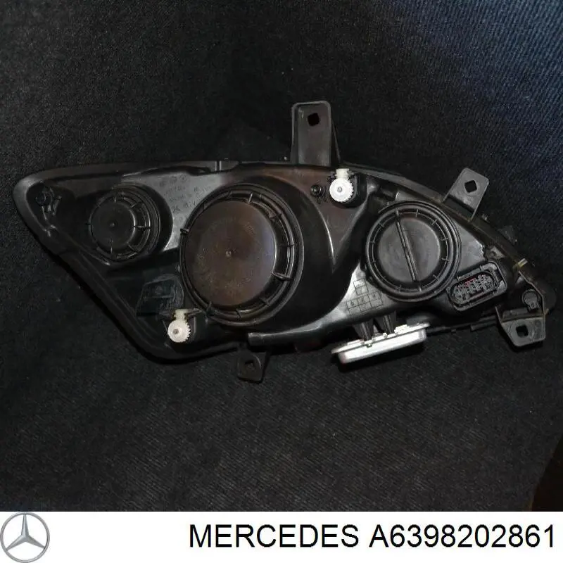 Фари Mercedes A6398202861 ціна, від 430.41 USD