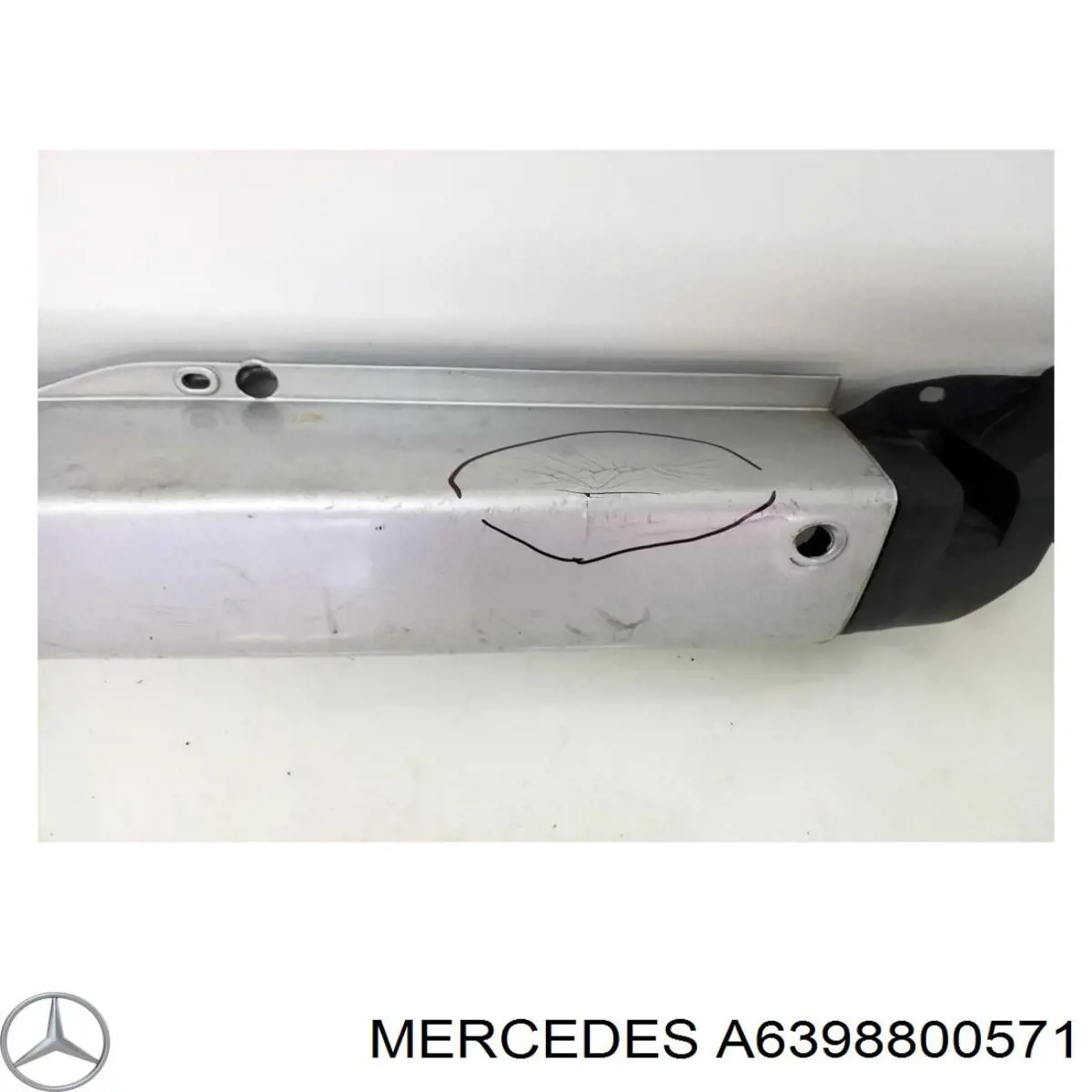 Задній бампер 1308843 Autotechteile