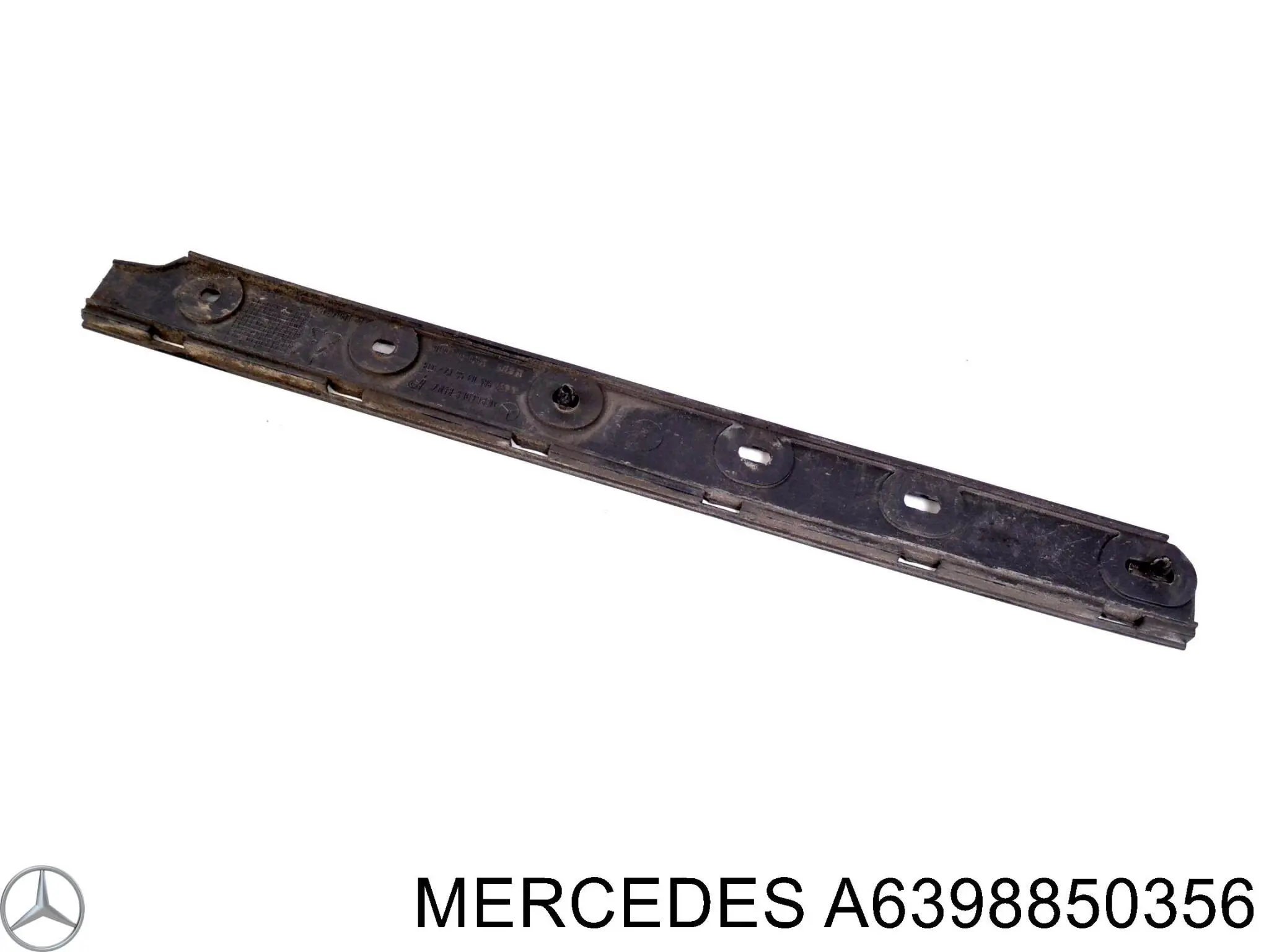 A6398850356 Mercedes Напрямна заднього бампера, ліва