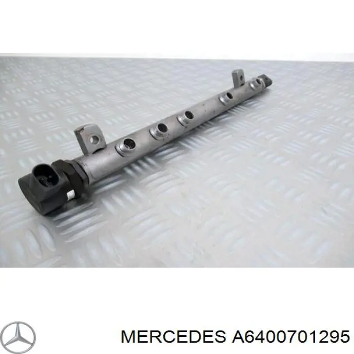 Розподільник палива A6400701295 Mercedes