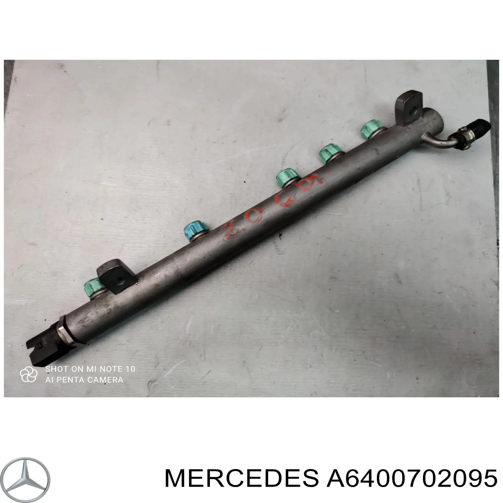 A6400702095 Mercedes Розподільник палива