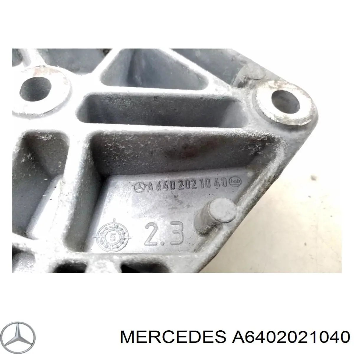 Кронштейн генератора (натяжний) Mercedes A6402021040 ціна, від 21.54 USD