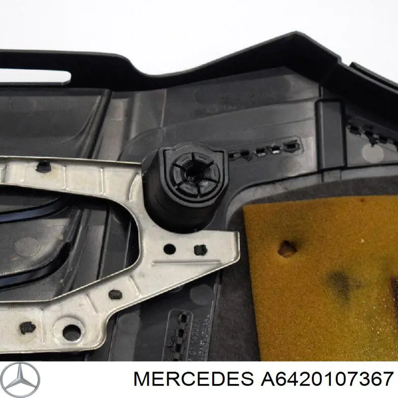 A6420102811 Mercedes Екран двигуна
