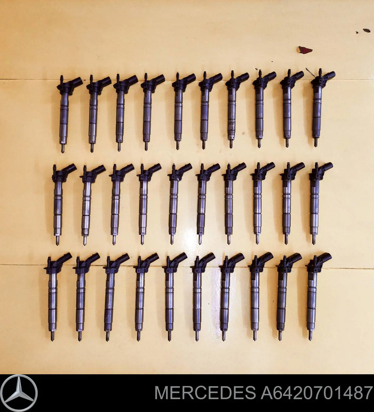 Форсунка паливна Mercedes A6420701487 ціна, від 177.23 USD