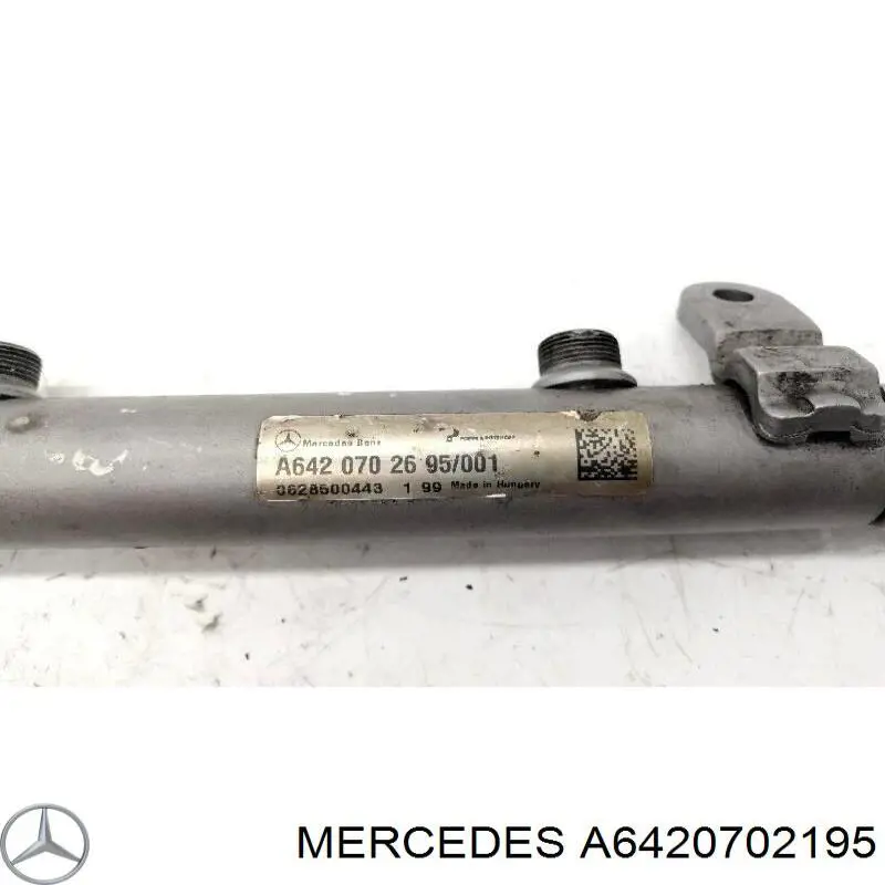 Розподільник палива (рампа), лівий Mercedes A6420702195