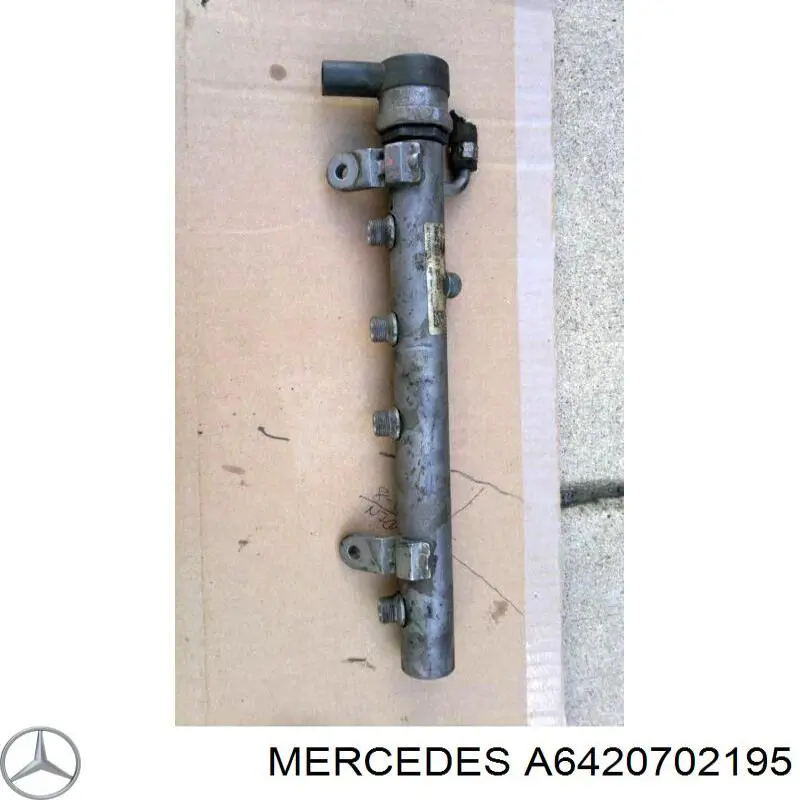Розподільник палива (рампа) лівий Mercedes A6420702195 ціна, від 11.40 USD