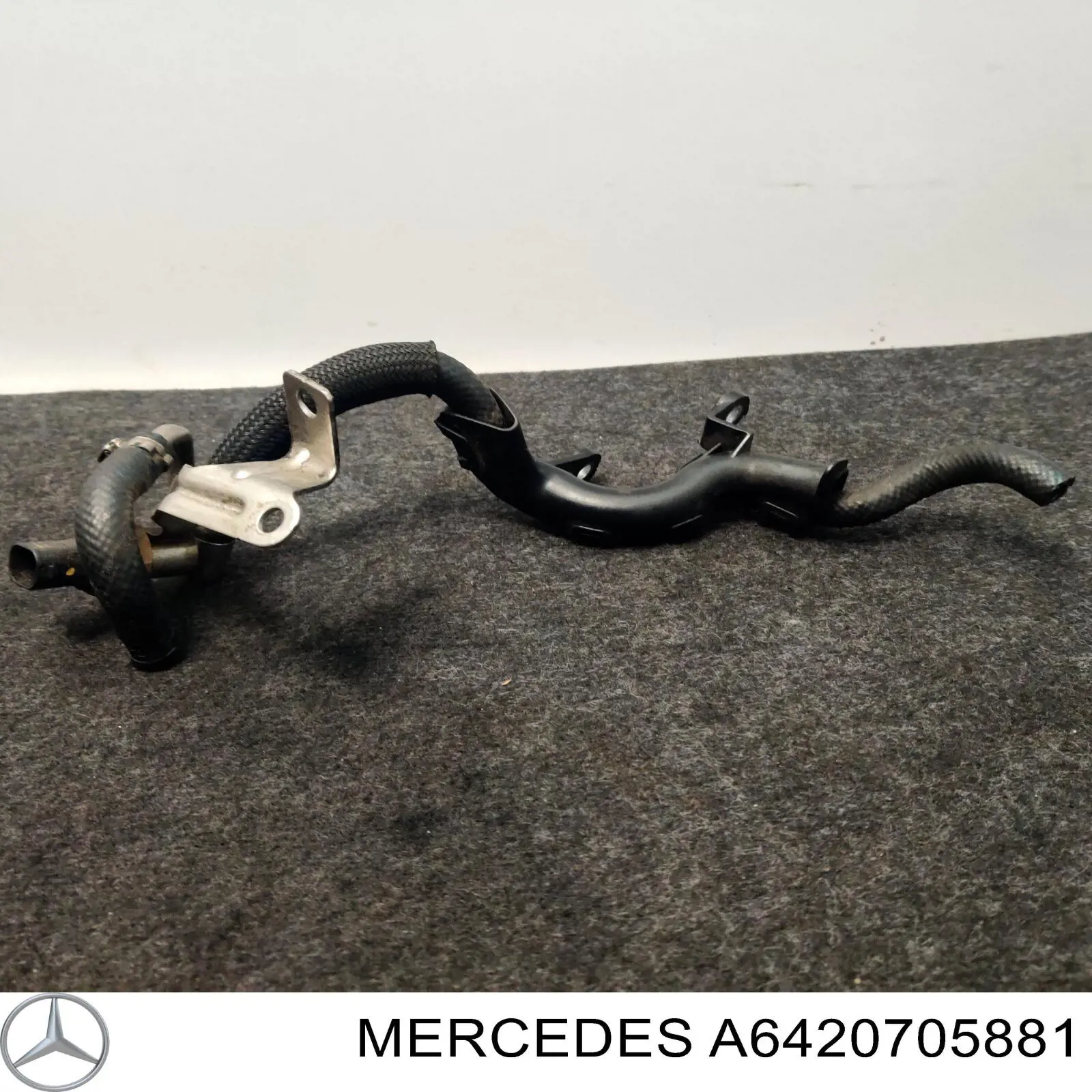 A6420705881 Mercedes Шланг паливний, універсальний