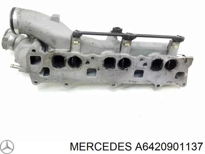 A6420901137 Mercedes Колектор впускний, правий