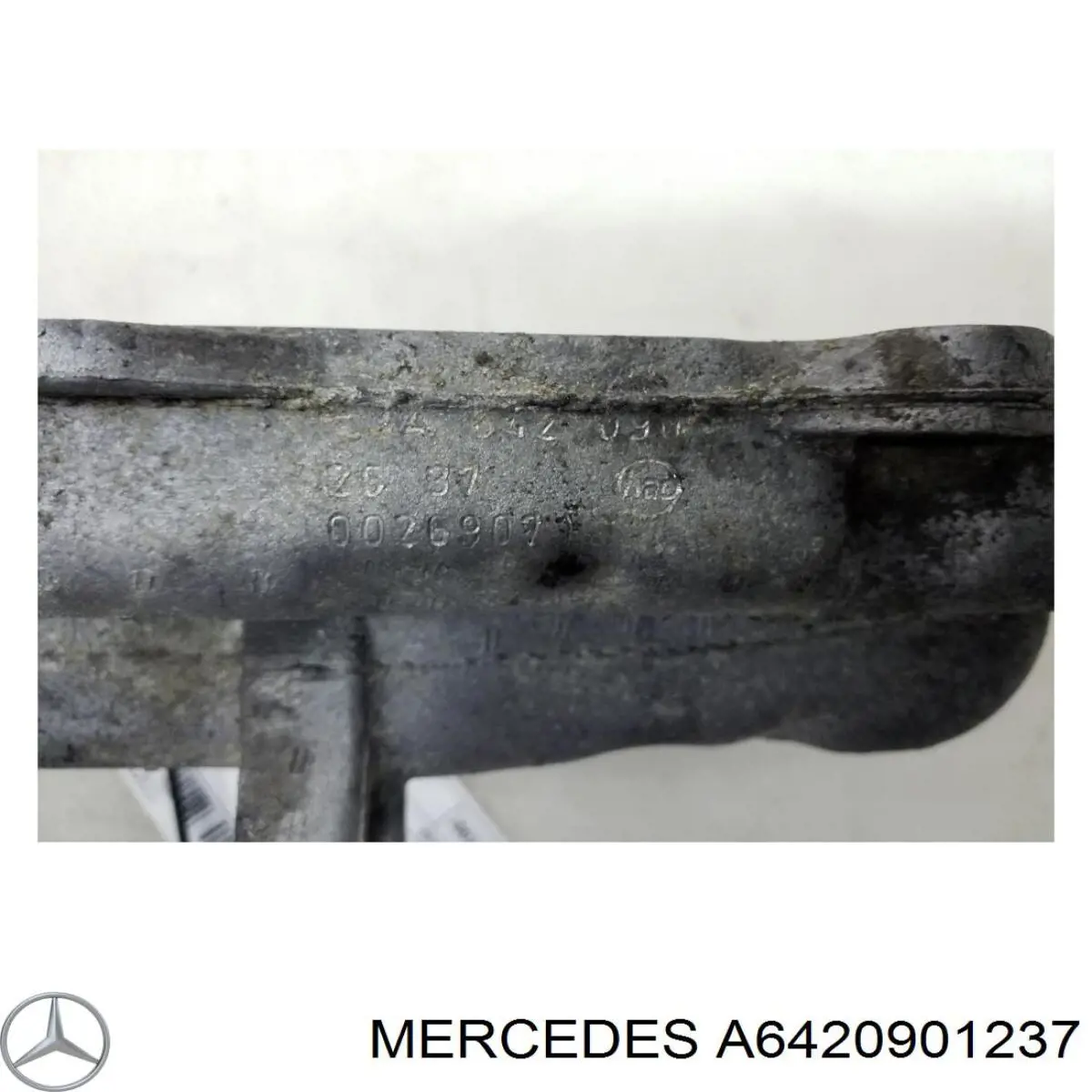 Купити A6420901237 Mercedes Колектор впускний, правий