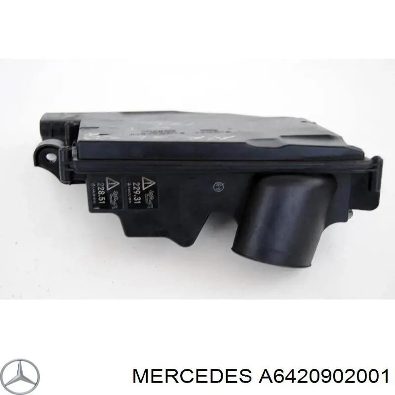 A6420902001 Mercedes Корпус повітряного фільтра, правий