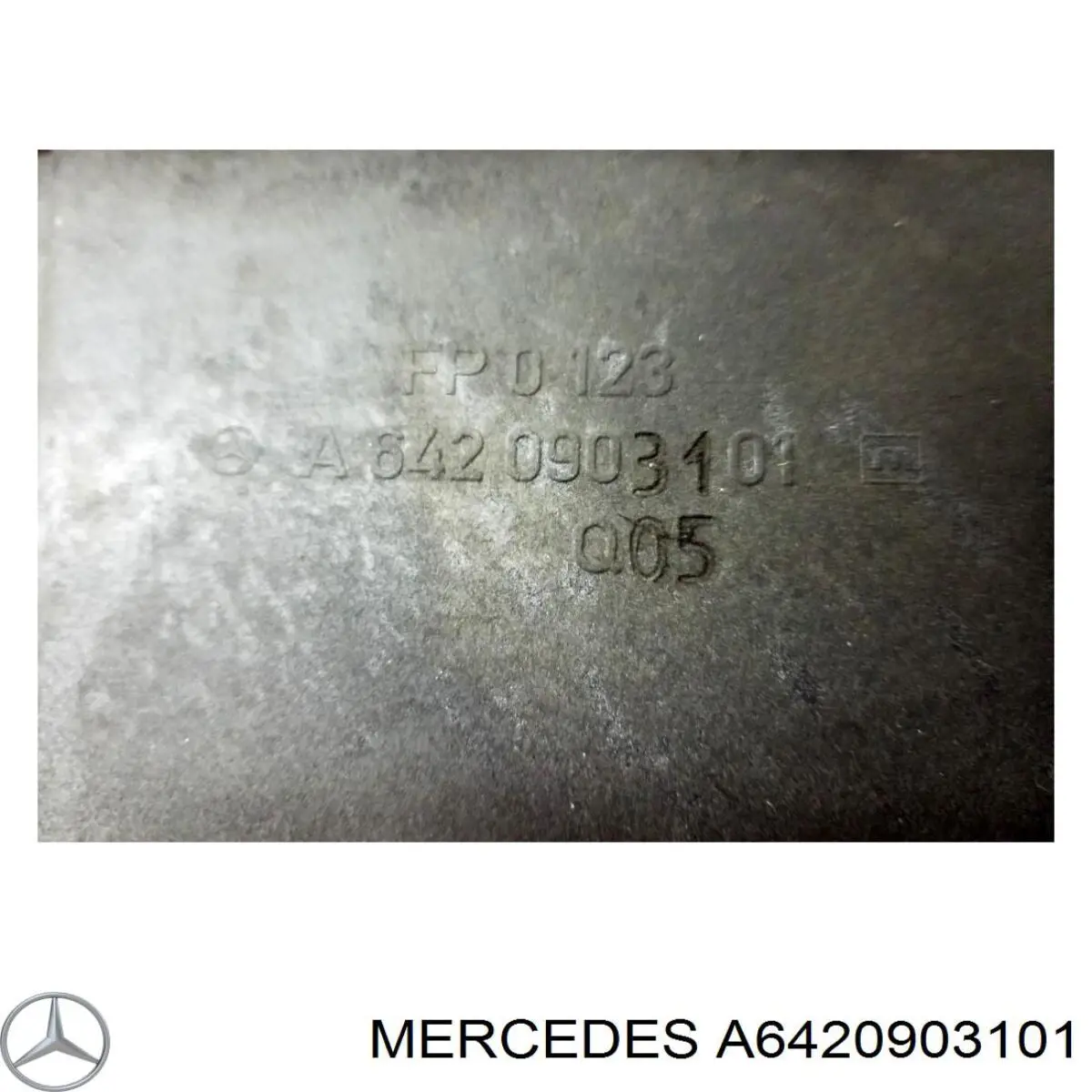Купити A6420903101 Mercedes Корпус повітряного фільтра, лівий