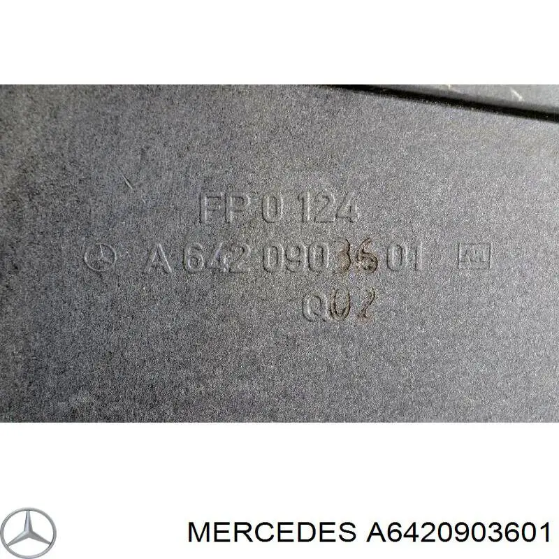 Корпус повітряного фільтра, правий Mercedes A6420903601 ціна, від 22.86 USD