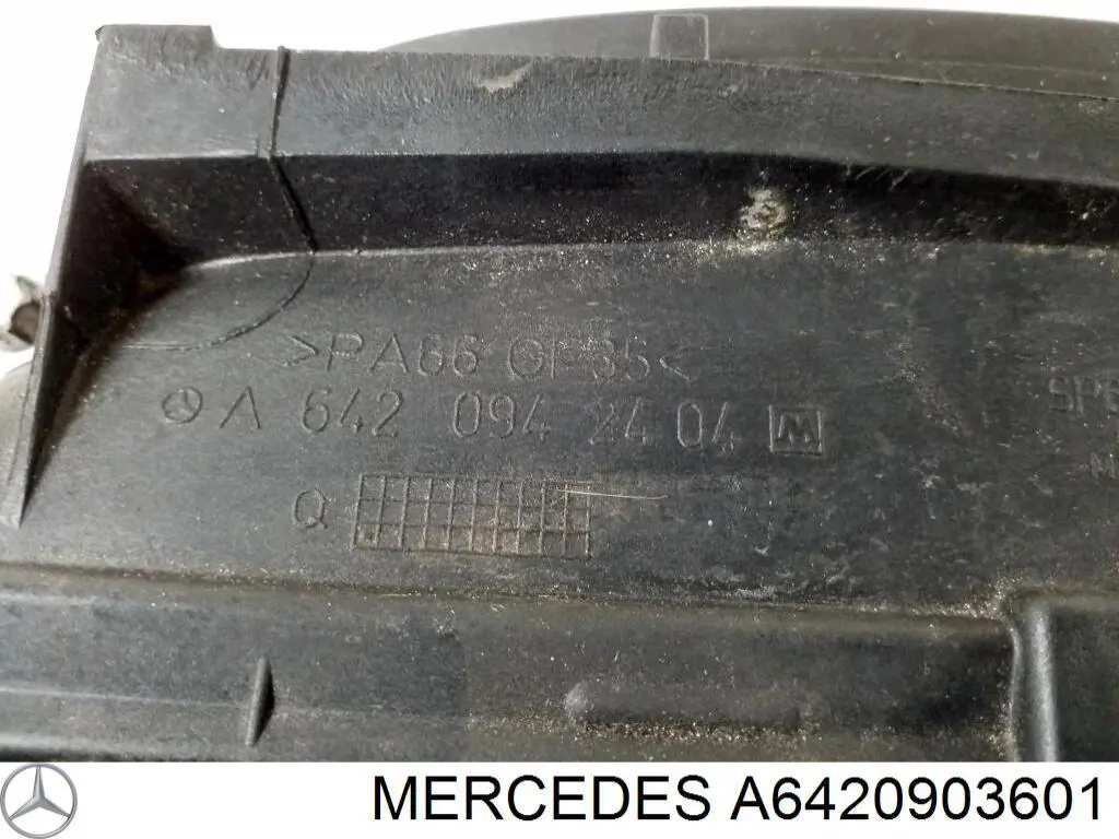 Купити A6420903601 Mercedes Корпус повітряного фільтра, правий