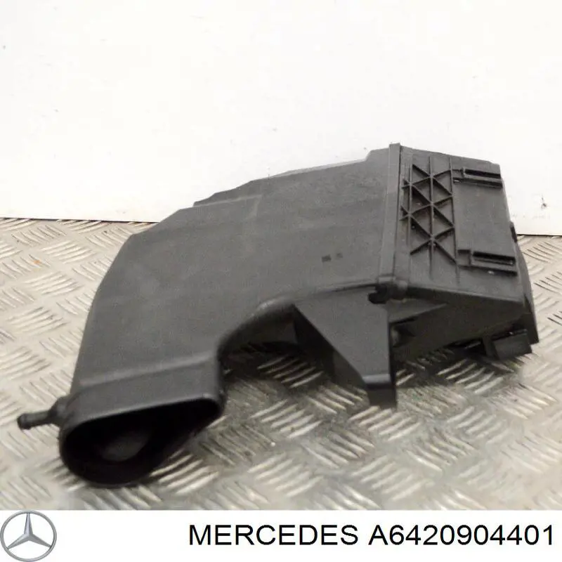 Корпус повітряного фільтра, правий Mercedes A6420904401 ціна, від 25.34 USD