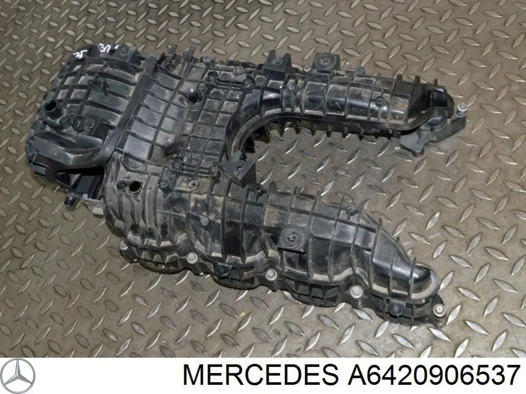 Колектор впускний, лівий Mercedes A6420906537 ціна, від 605.67 USD