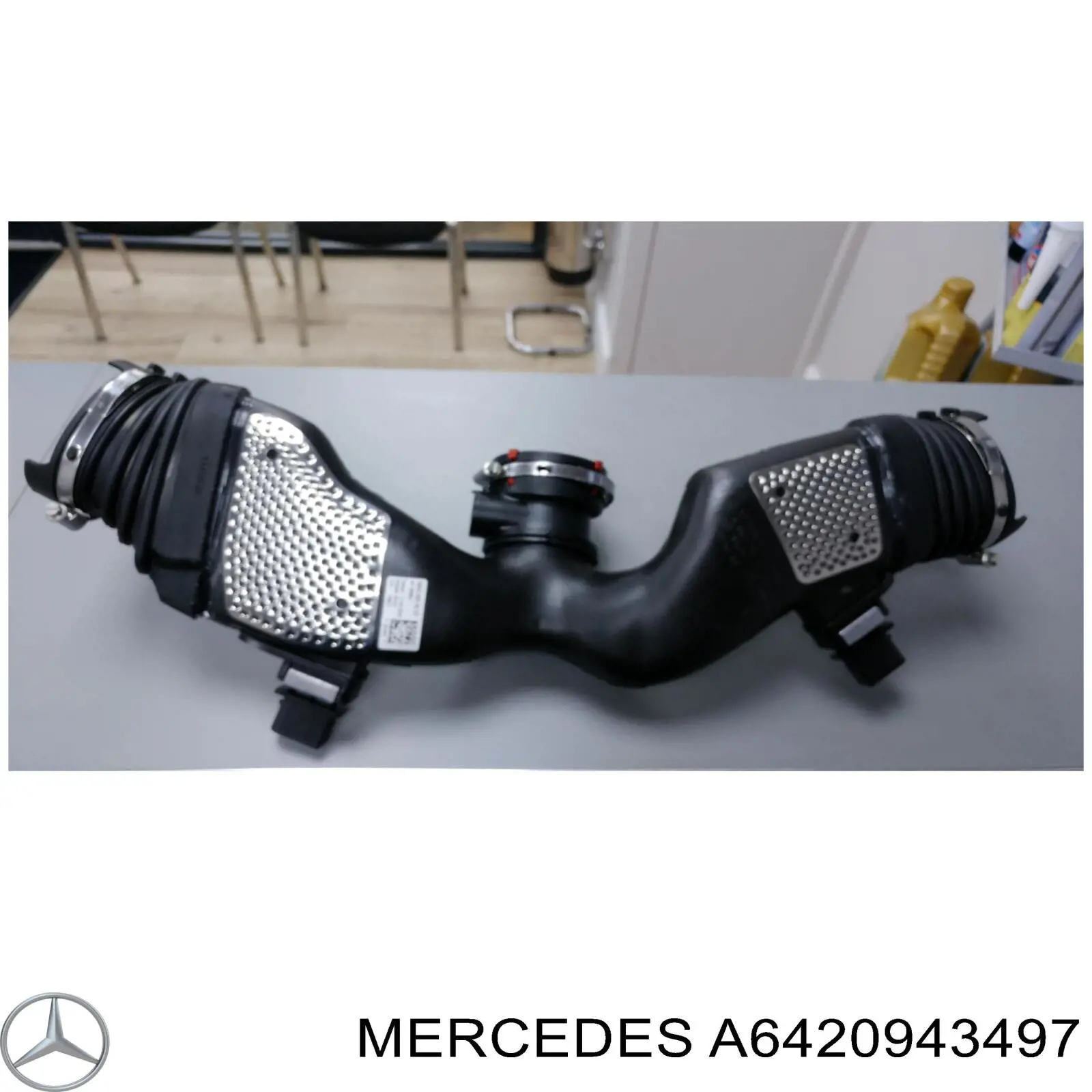 A6420943497 Mercedes датчик потоку (витрати повітря, витратомір MAF - (Mass Airflow))