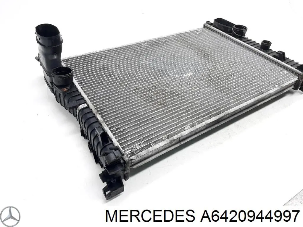 A6420944997 Mercedes Корпус повітряного фільтра, лівий