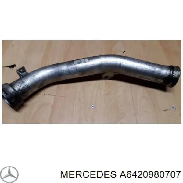 Патрубок повітряний, вхід в турбіну (наддув) Mercedes A6420980707 ціна, від 10.25 USD