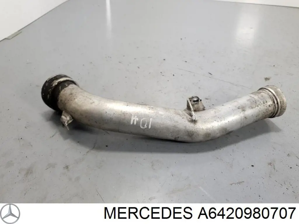 Купити A6420980707 Mercedes Патрубок повітряний, вхід в турбіну (наддув)