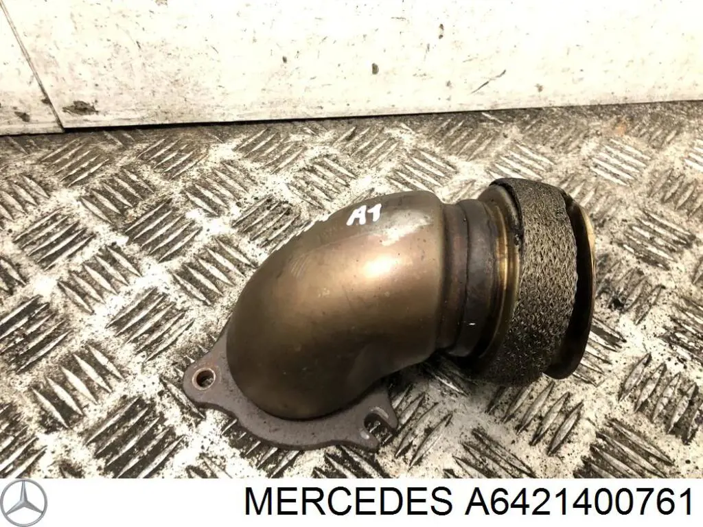 Купити A6421400761 Mercedes Колектор випускний, лівий