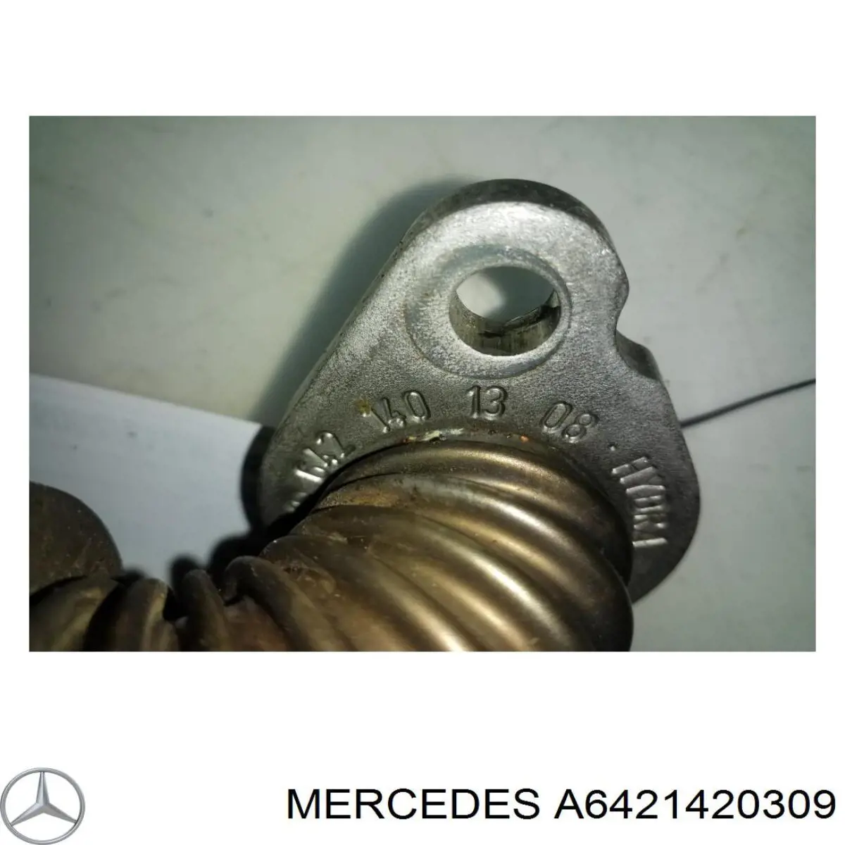 Колектор випускний Mercedes A6421420309