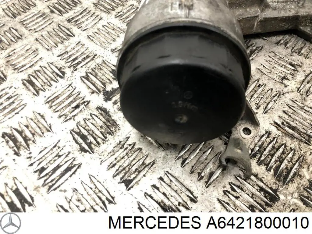 Корпус масляного фільтра Mercedes A6421800010 ціна, від 21.83 USD