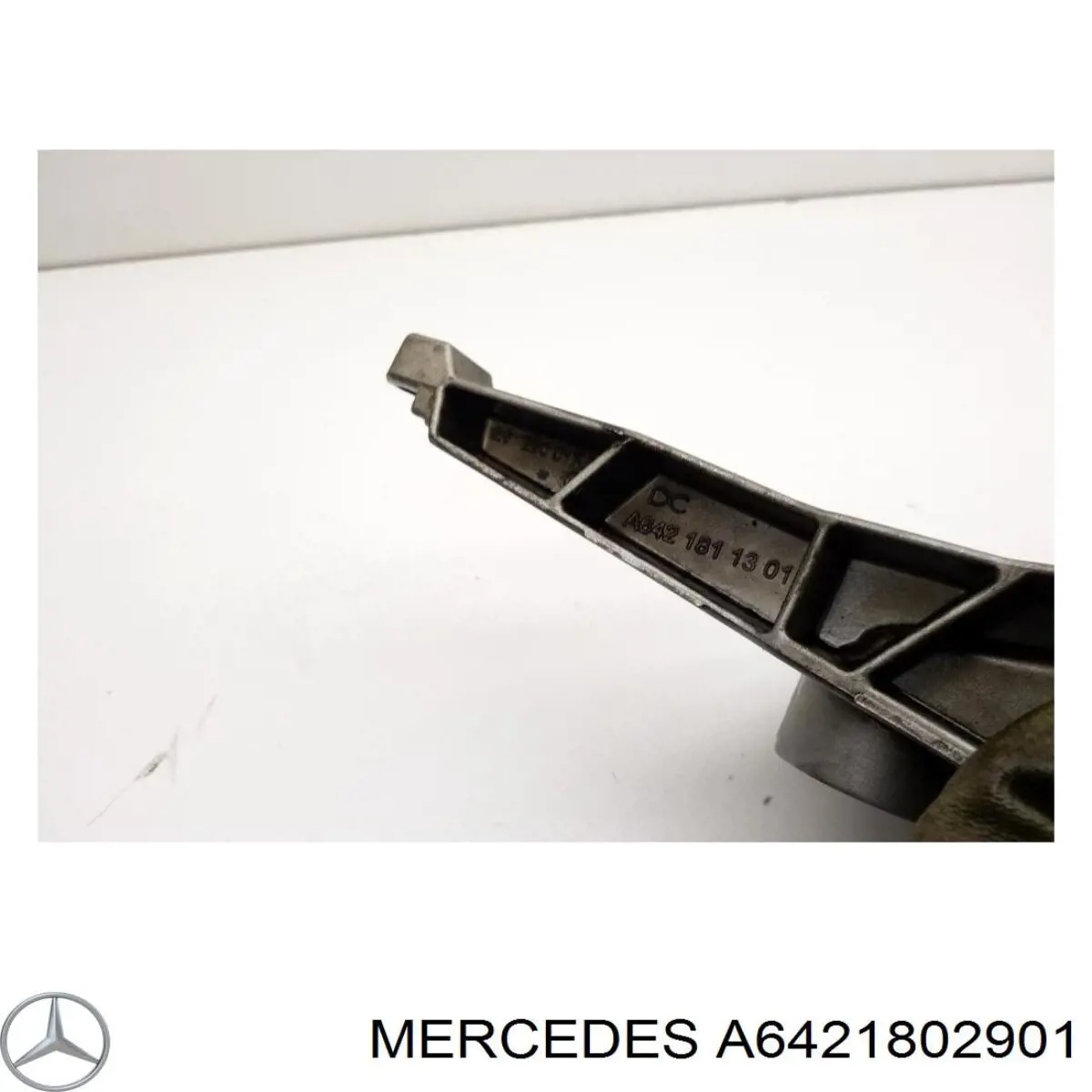 Помпа масляна Mercedes A6421802901 ціна, від 443.57 USD