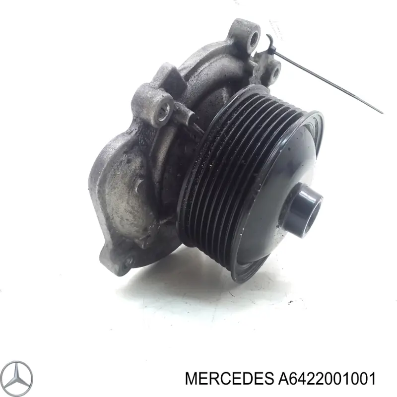 Купити A6422001001 Mercedes Насос охолоджуючої рідини