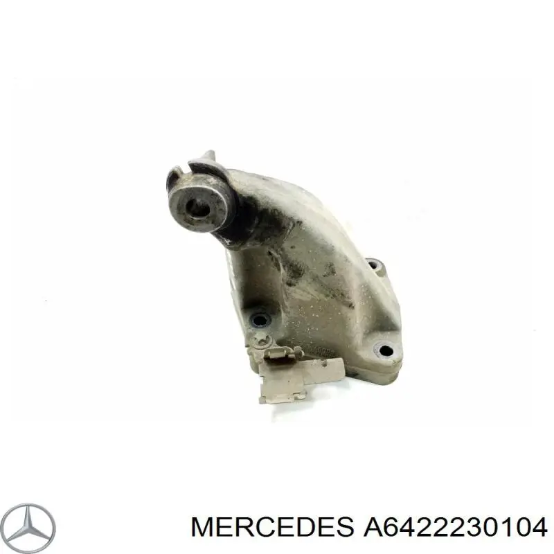 Купити A6422230104 Mercedes Кронштейн подушки (опори) двигуна, правої
