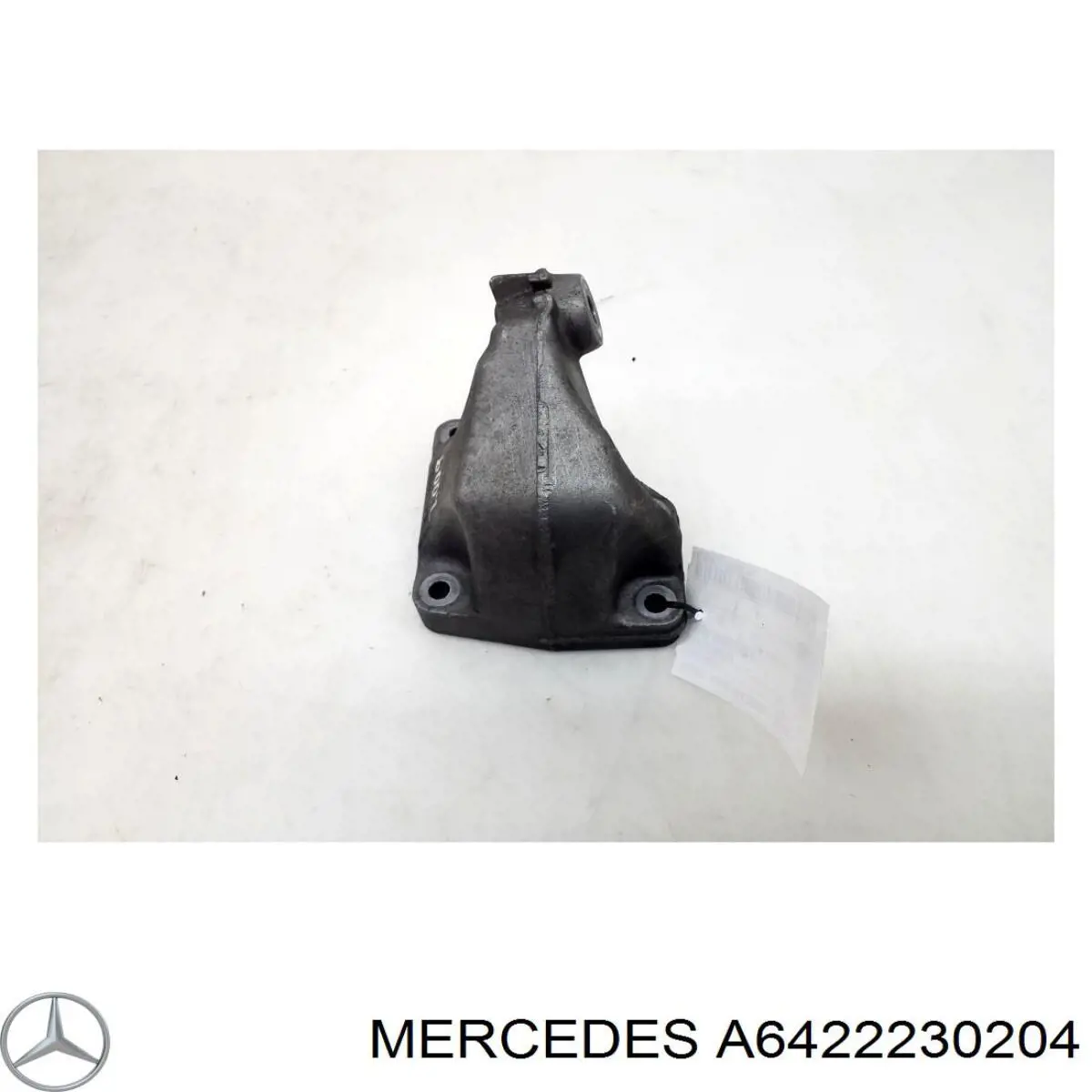 Купити A6422230204 Mercedes Кронштейн подушки (опори) двигуна, лівої