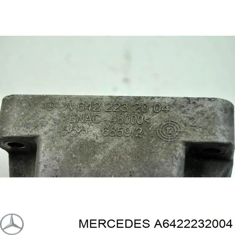 Купити A6422232004 Mercedes Кронштейн подушки (опори) двигуна, правої