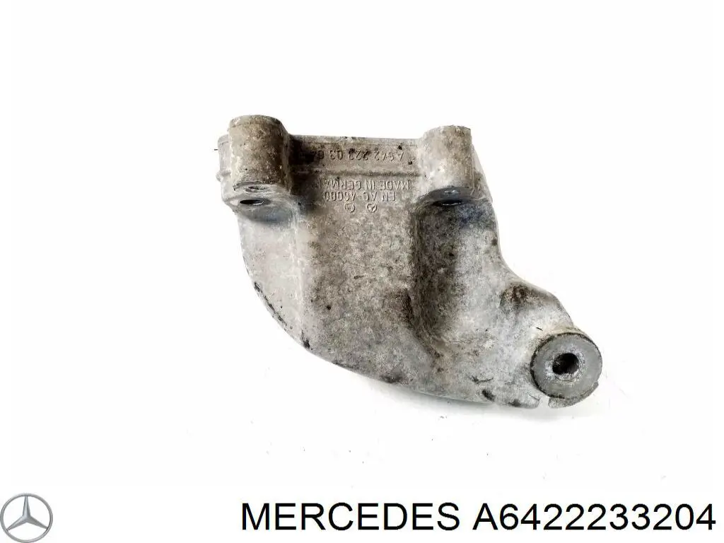 A6422233204 Mercedes Кронштейн подушки (опори) двигуна, правої