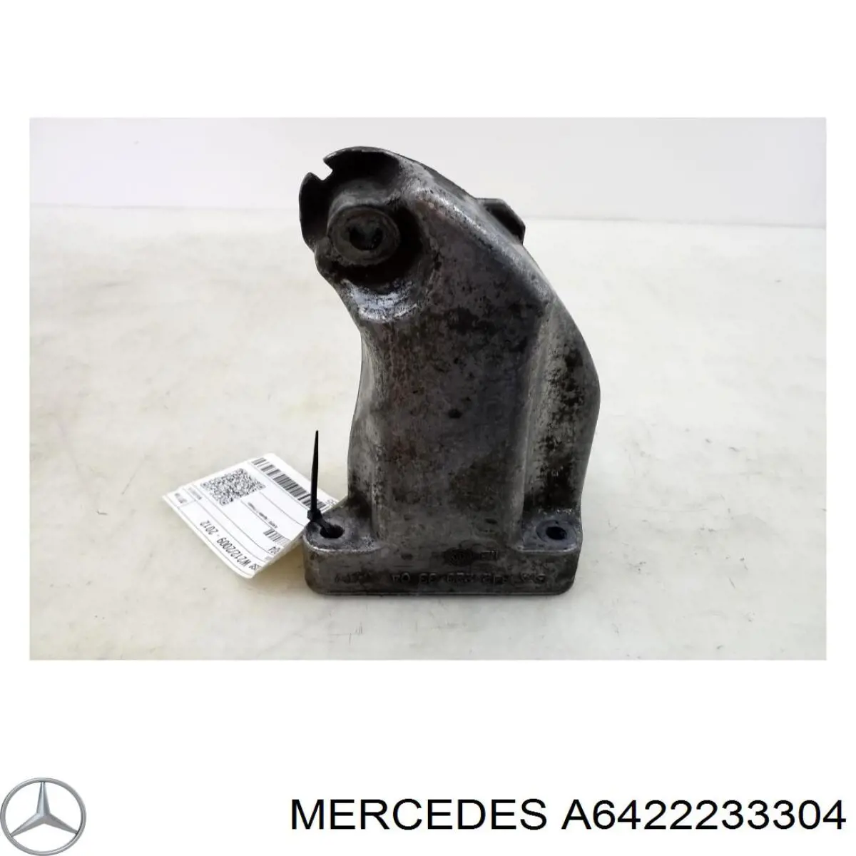 A6422235404 Mercedes Кронштейн подушки (опори) двигуна, лівої