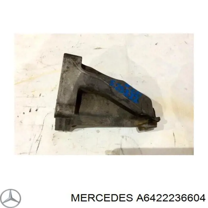  Mercedes A6422236604