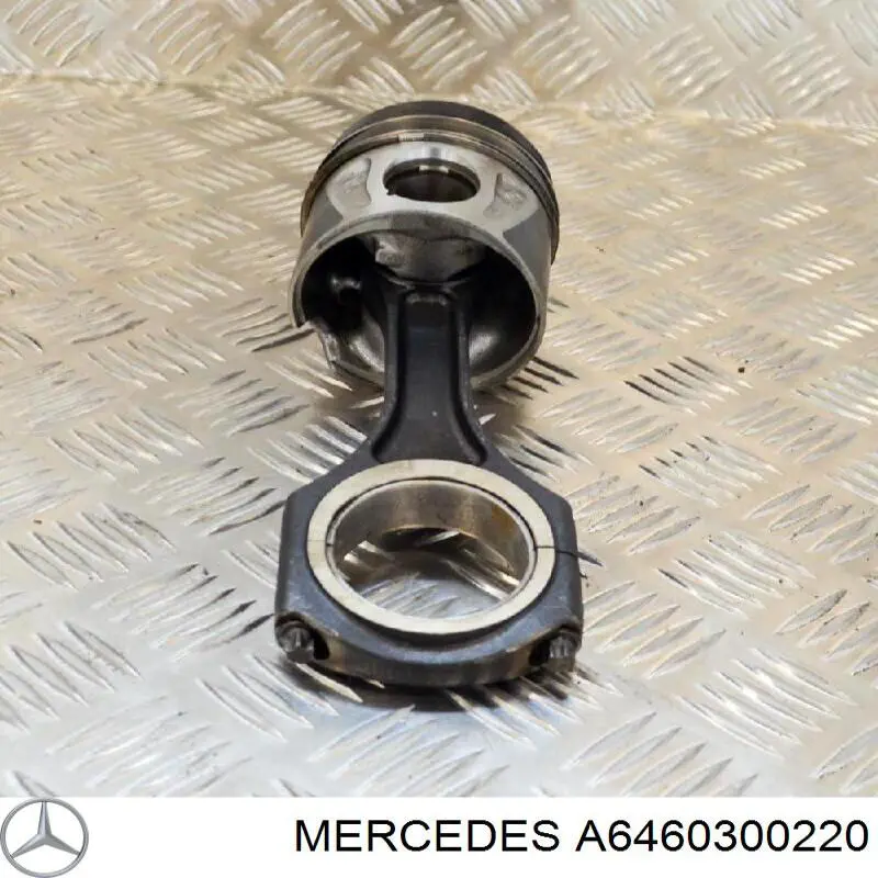 Шатун поршня двигуна A6460300220 Mercedes