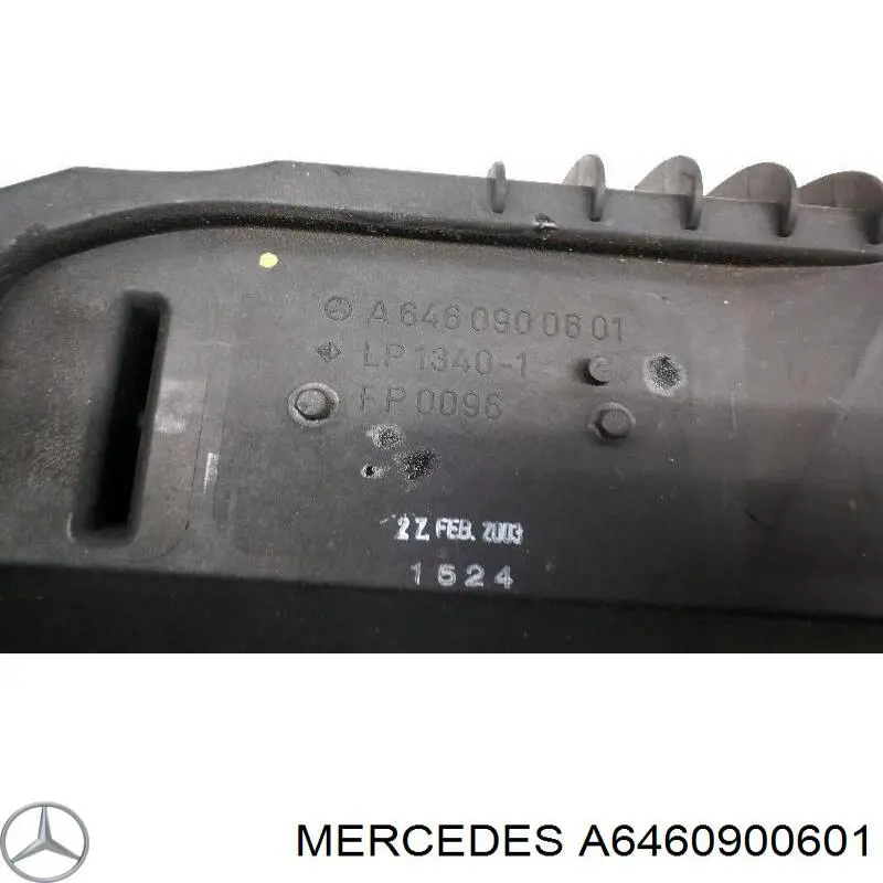 Корпус повітряного фільтра Mercedes A6460900601 ціна, від 20.27 USD
