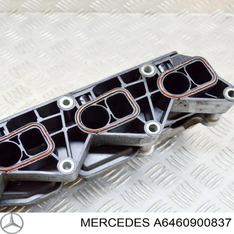 A6460900837 Mercedes Колектор впускний