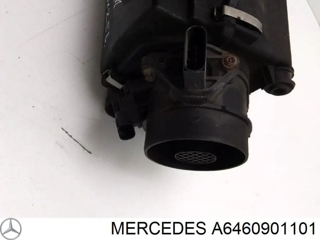 A6460901101 Mercedes Повітряний фільтр двигуна