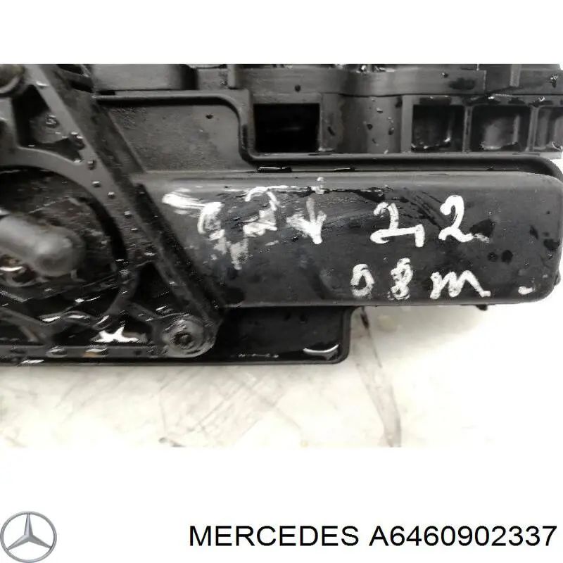 A6460902337 Mercedes Колектор впускний