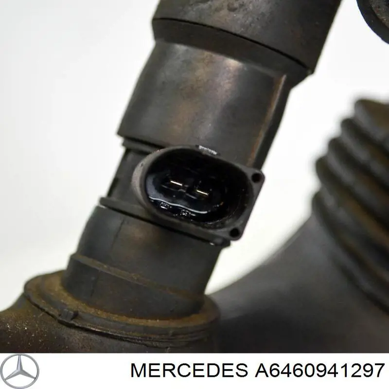 Патрубок повітряний, вихід повітряного фільтра Mercedes A6460941297 ціна, від 24.32 USD