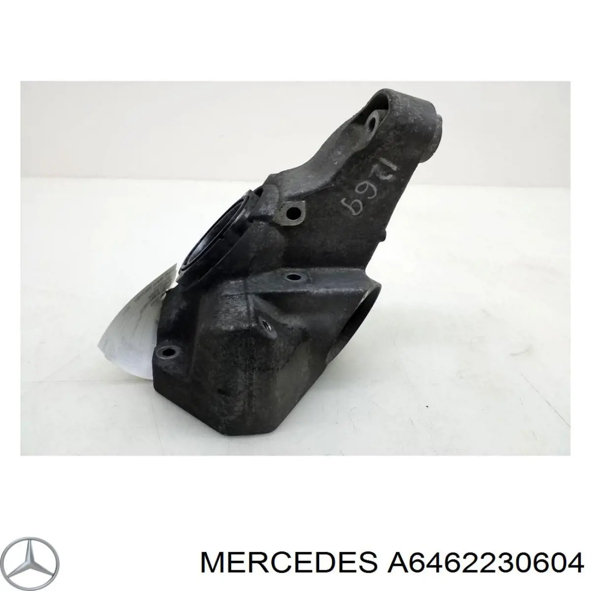 Кронштейн подушки (опори) двигуна, лівої Mercedes A6462230604 ціна, від 12.65 USD