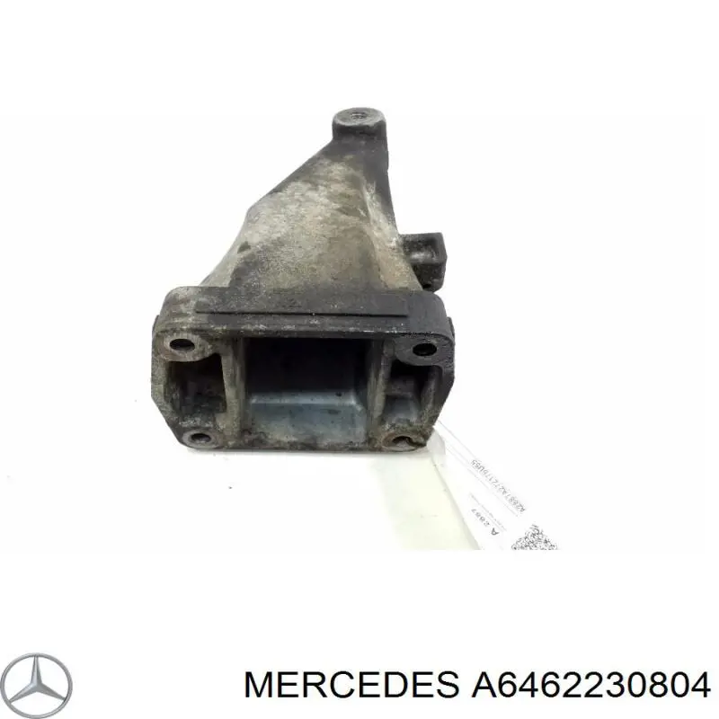 Кронштейн подушки (опори) двигуна, правої Mercedes A6462230204 ціна, від 8.01 USD