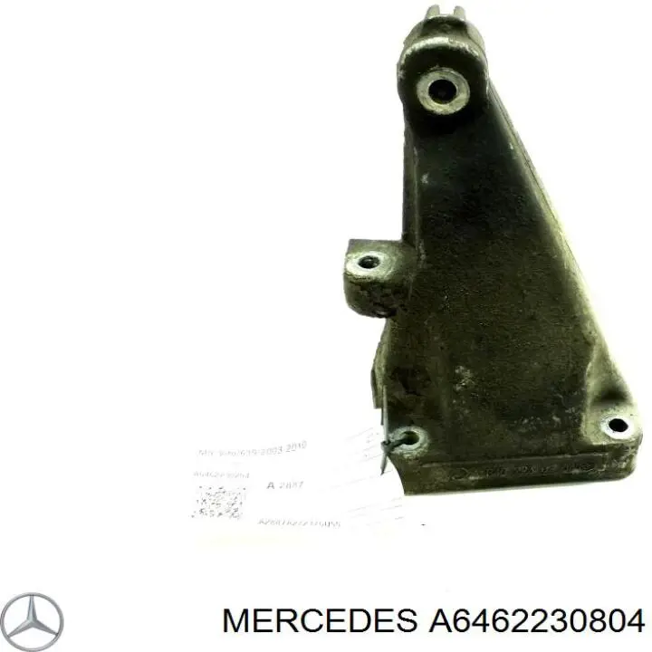 Кронштейн подушки (опори) двигуна, правої 6462230804 Mercedes