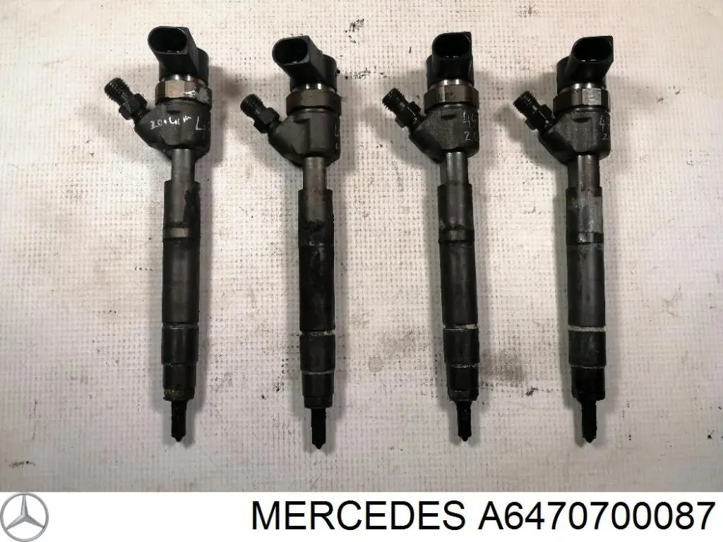 Купити A647070008780 Mercedes Форсунка дизельна в зборі, розпилювач + тримач