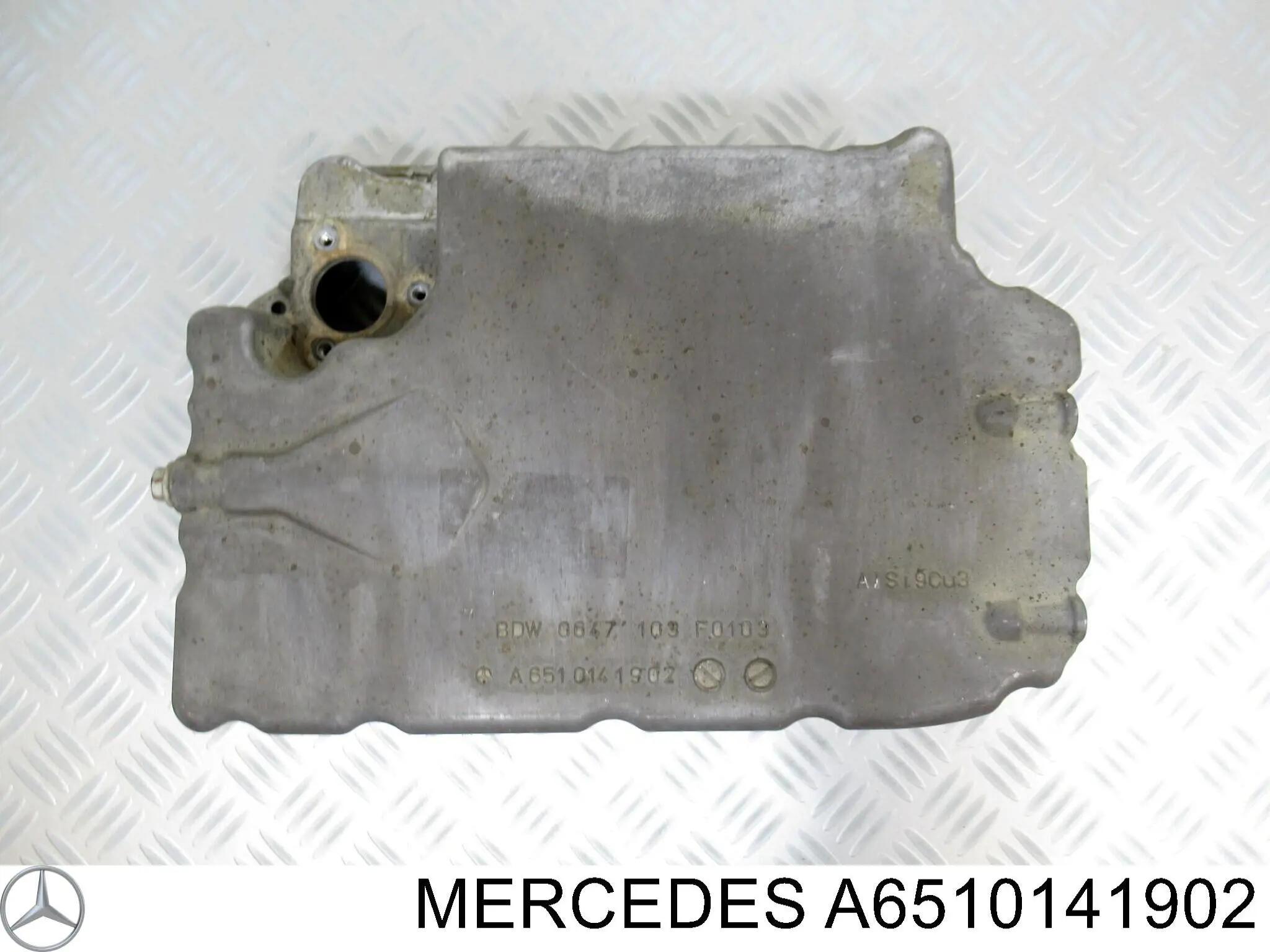 Піддон масляний картера двигуна, нижня частина Mercedes A6510141902 ціна, від 114.02 USD