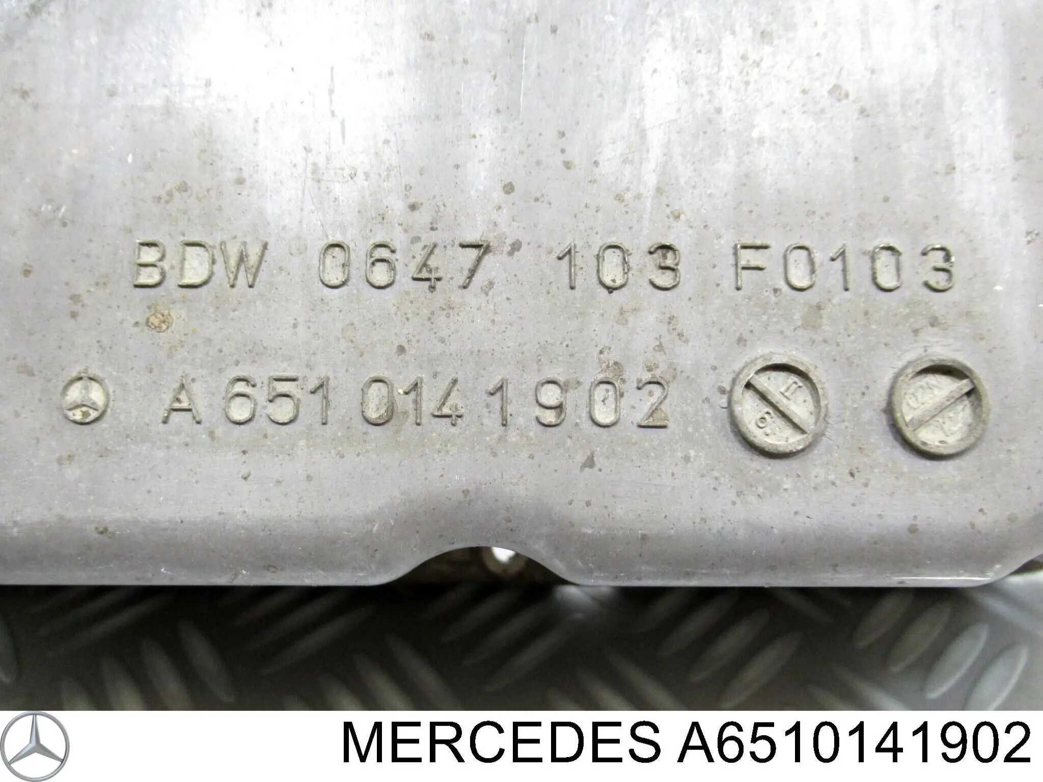 Купити A6510141902 Mercedes Піддон масляний картера двигуна, нижня частина